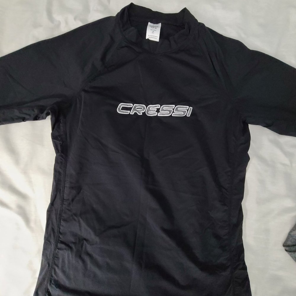 swim shirt